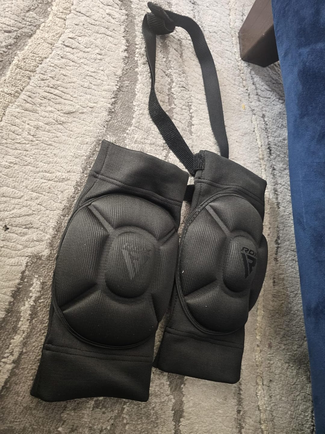 Customer photo review of Rodilleras de Espuma para MMA K5 (Par)
