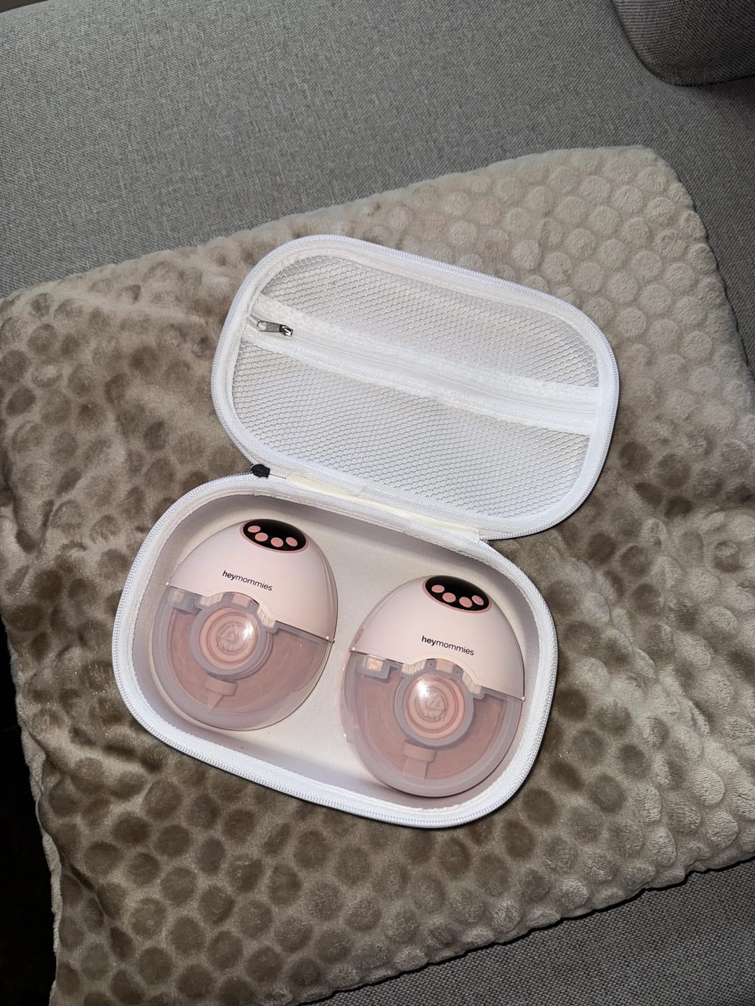 Customer photo review of Draagbare Borstkolf - Heymommies Flow Lite 12