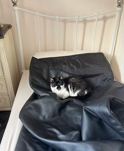 Customer photo review of Koanna® Infrared Sauna Blanket