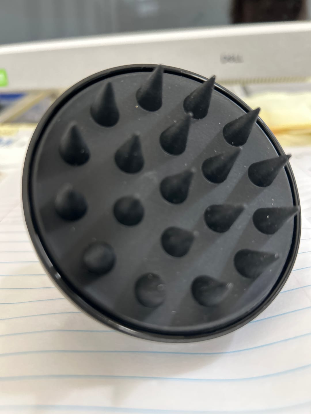 Customer photo review of Leven Rose Scalp Massager Brush
