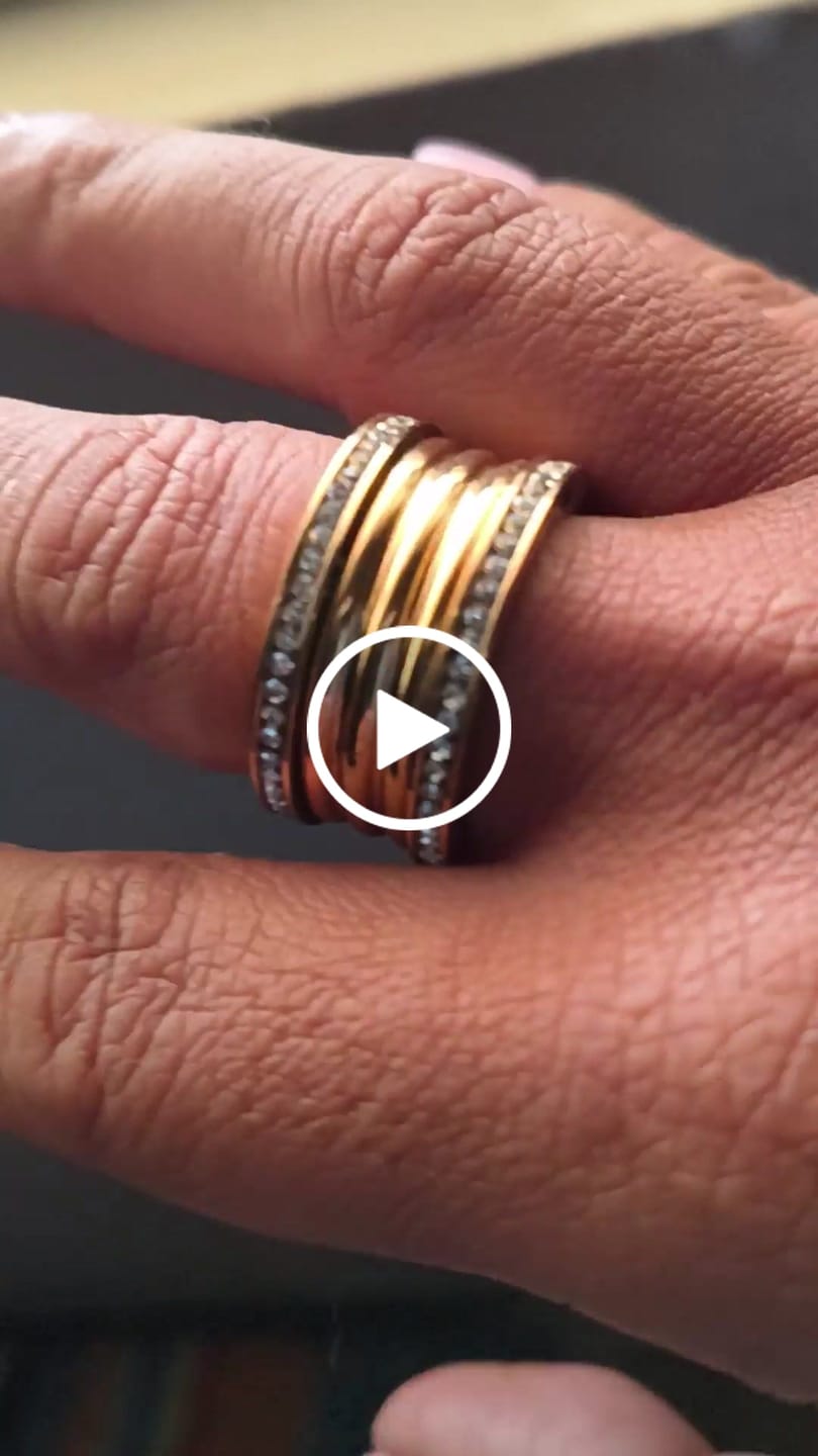Customer video review of Anel Luxo Imperial Banhado em Ouro 18K
