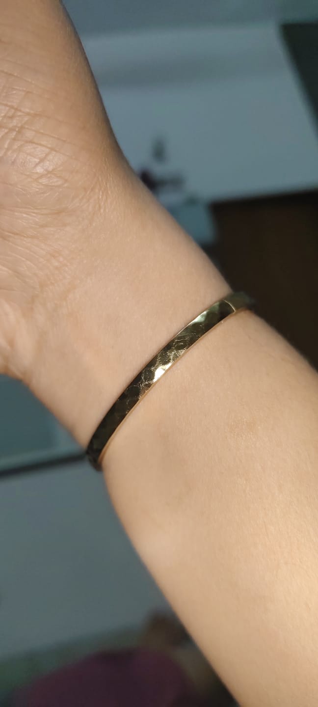 Customer photo review of Gilded Haze Bangle Bracelet