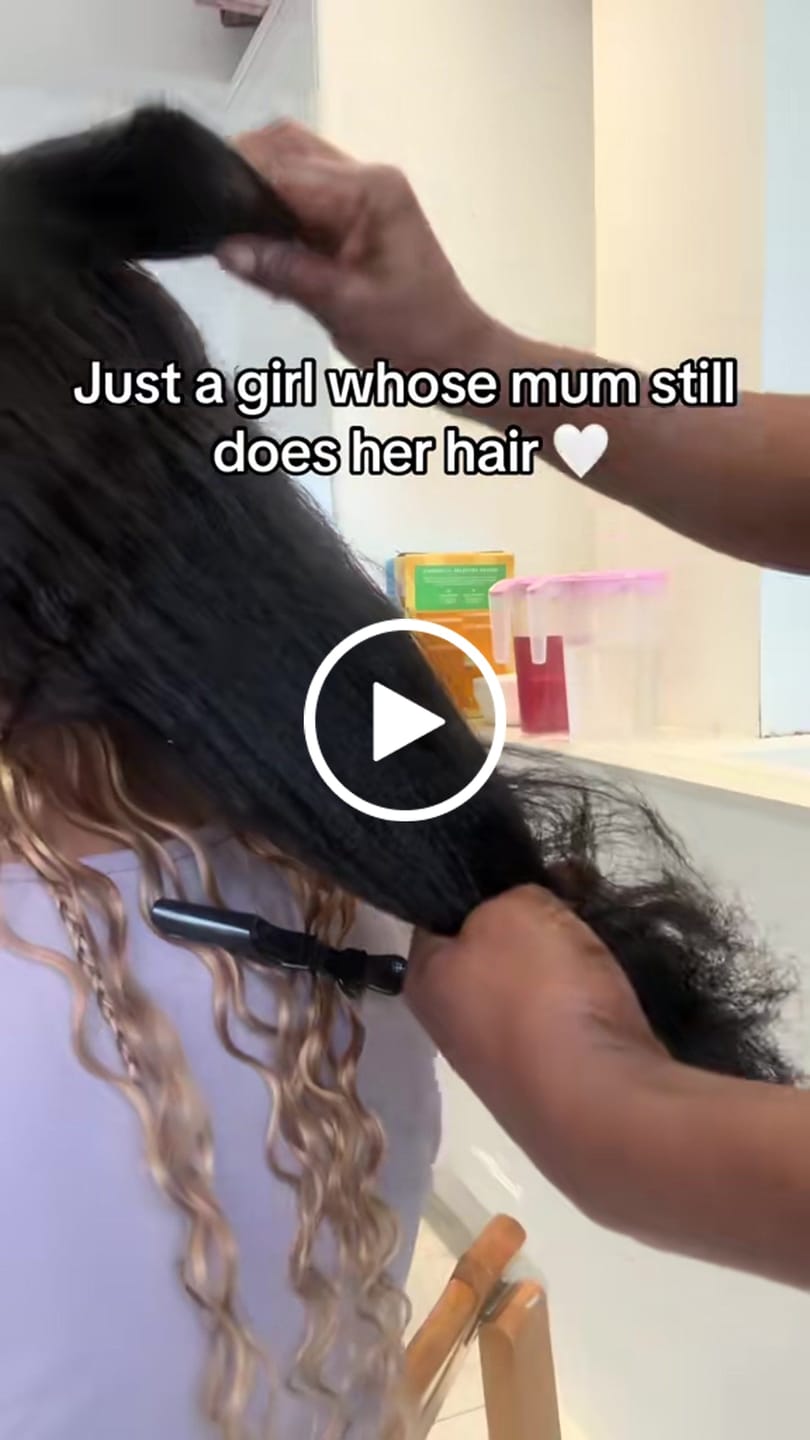 Customer video review of #27/30/613 Mix Color Blend Loose Deep Wave Human Crochet Hair for Boho Braids