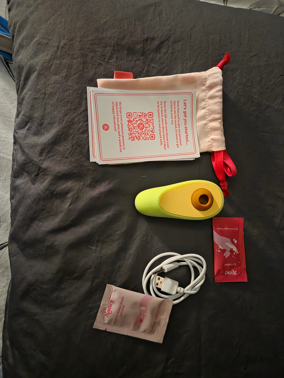 Customer photo review of Avo Clitoral Massager