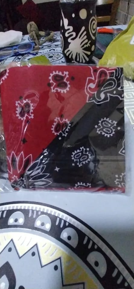 Customer photo review of Bandana de Algodón 100% Estampado Paisley 55x55cm Unisex