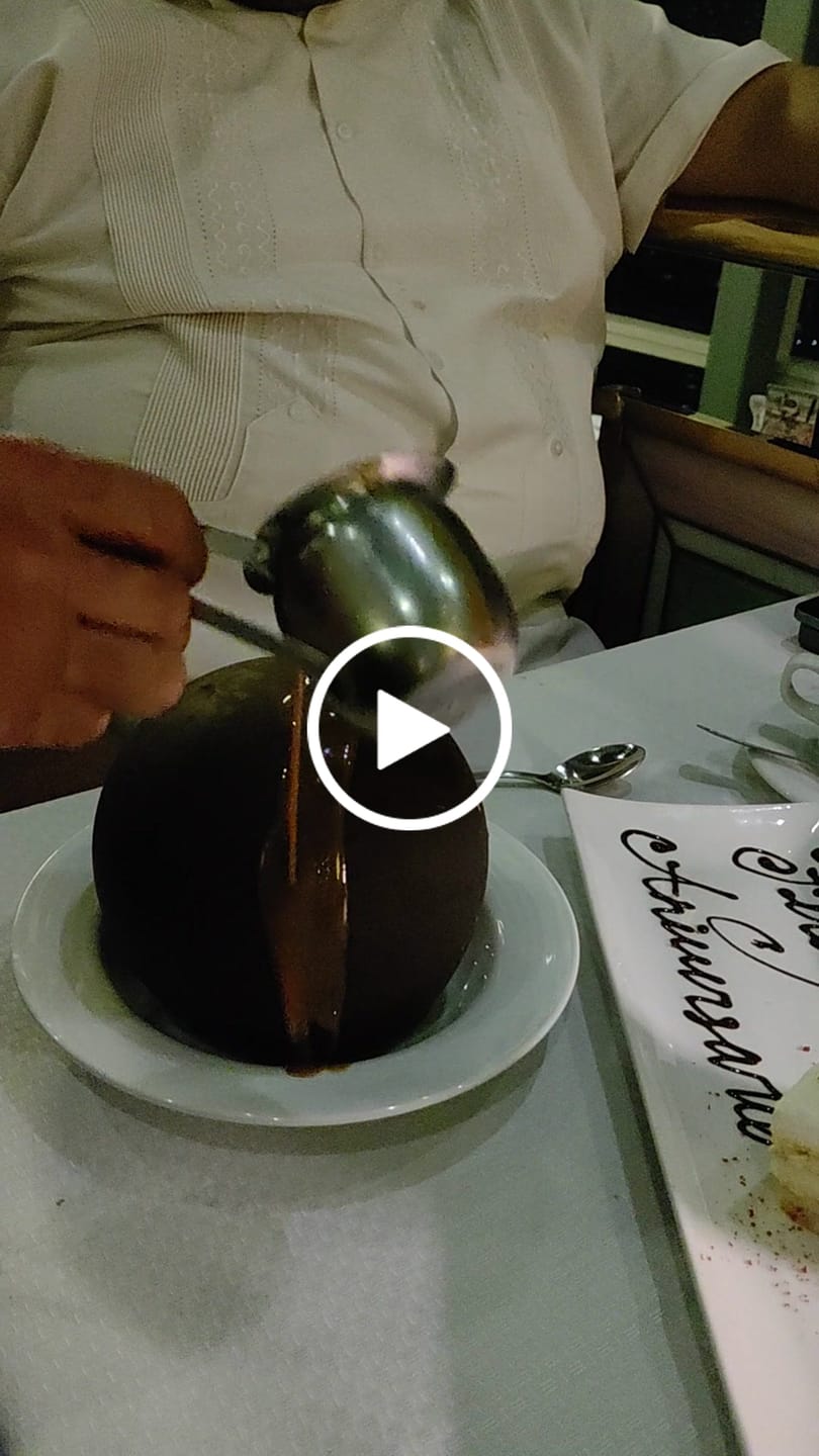 Customer video review of Mejorar postre por Esfera de Chocolate