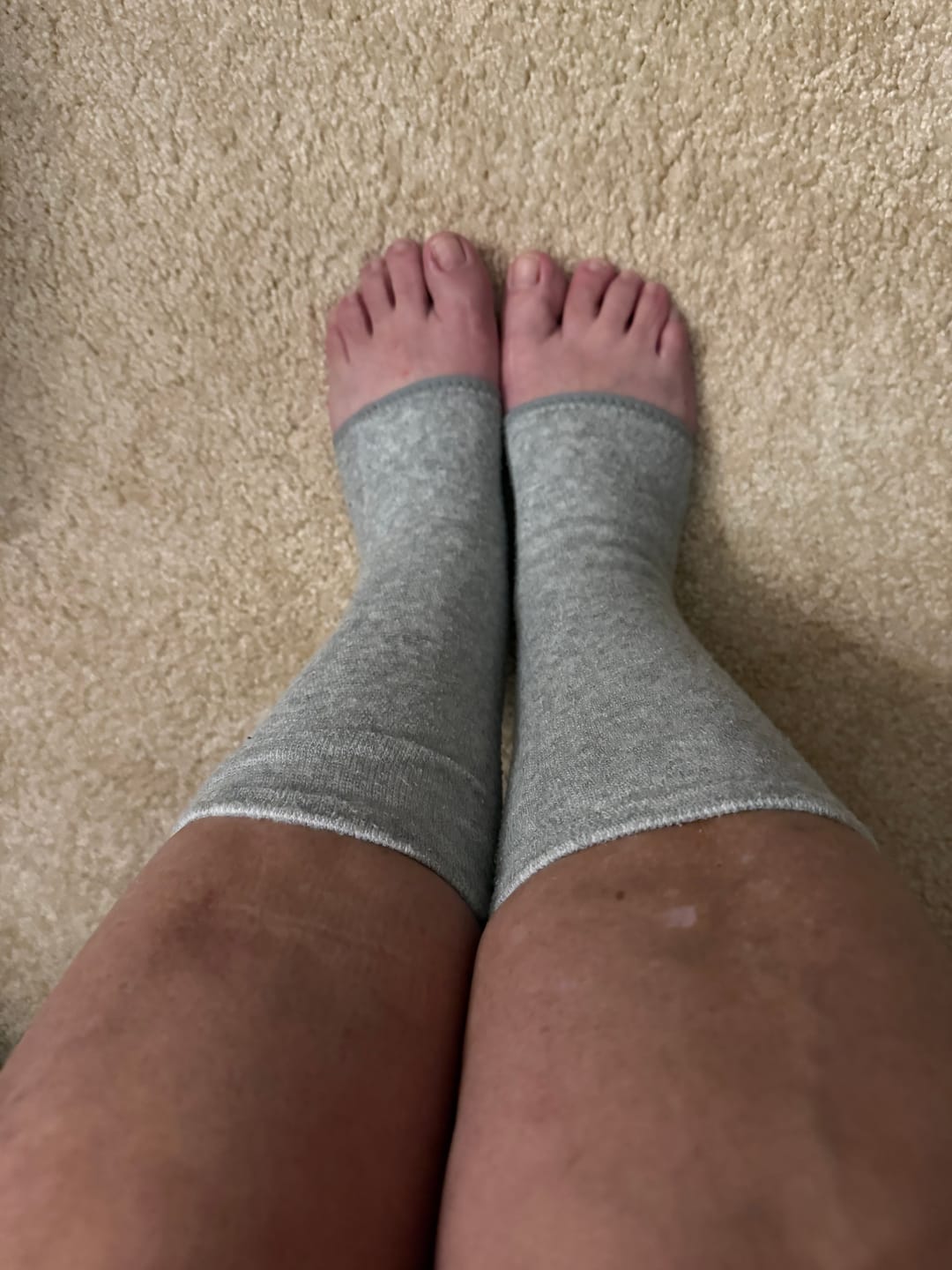 Customer photo review of Premium Anti-Fatigue Bamboo Footsleeves