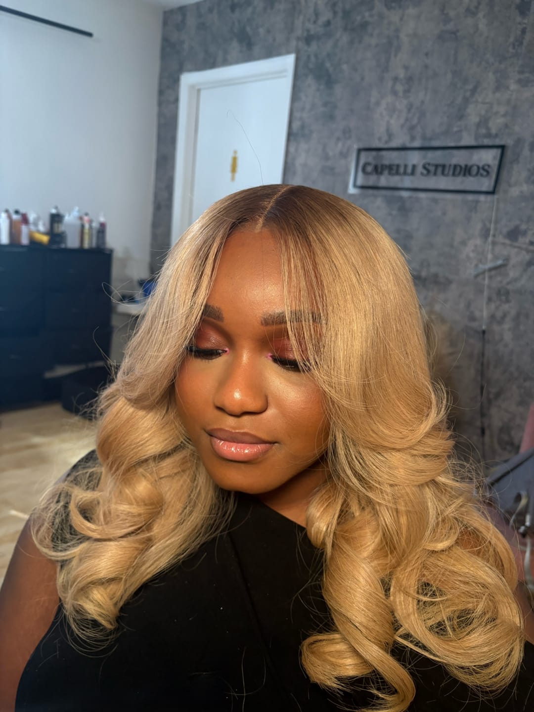 Customer photo review of Noir Straight Niro