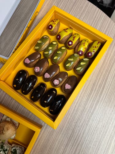 Recenzie cu fotografie de la un client despre Platou Mini Eclere (dulce)