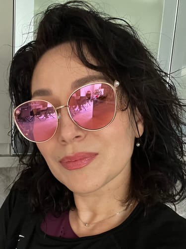 Customer photo review of Flora