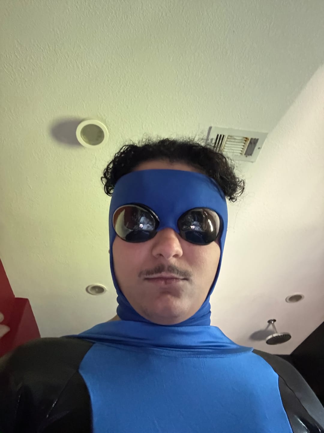 Customer photo review of Invincible Wearable Mask