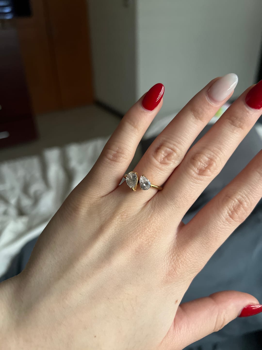 Customer photo review of Anillo Doble Zirconia Gota
