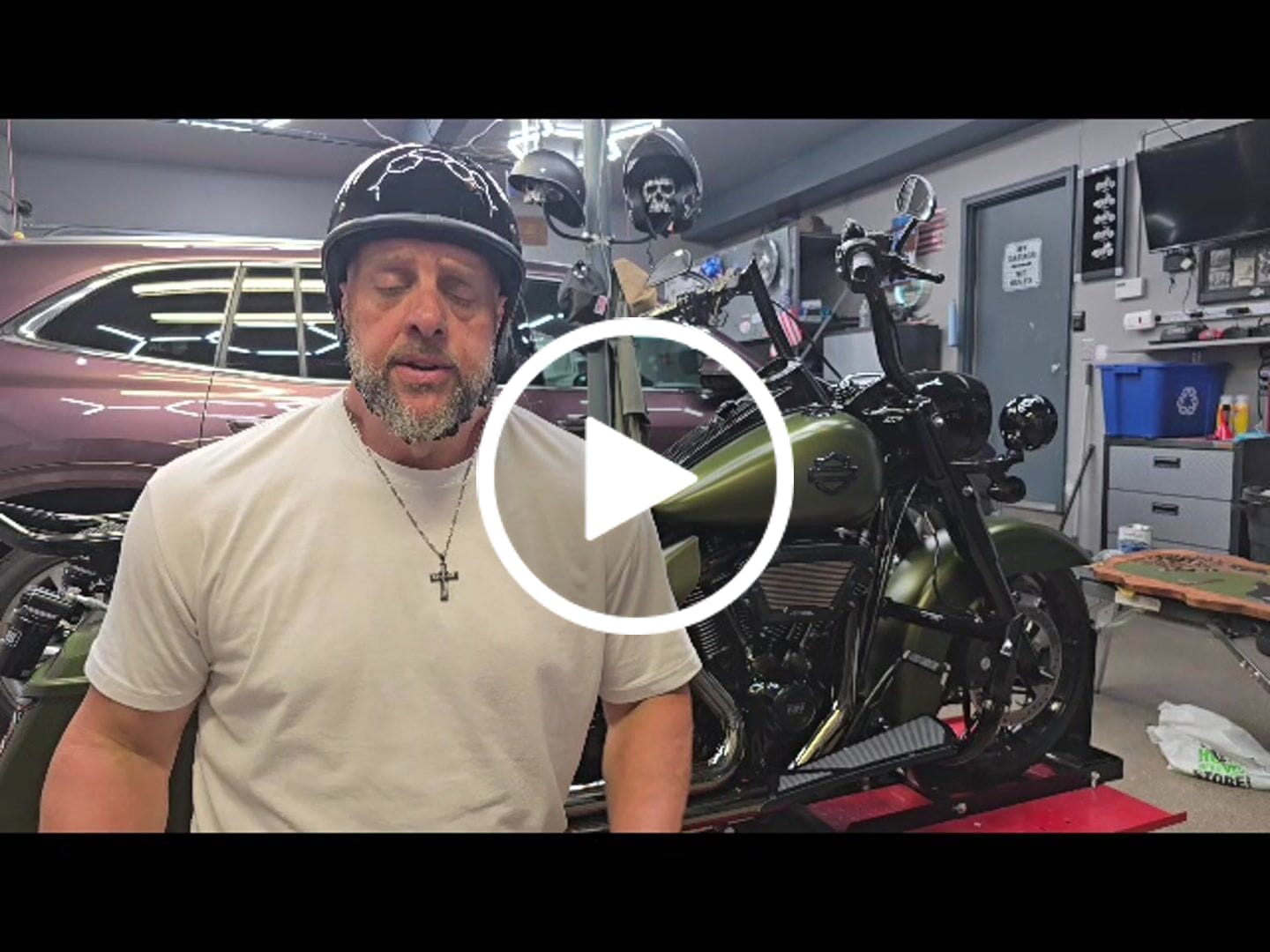 Customer video review of Lightweight Reversible DOT Curve Helmet / Gloss Black
