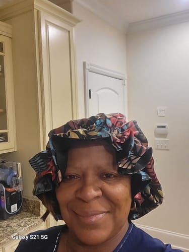 Customer photo review of Satin Bonnet Garden Peach