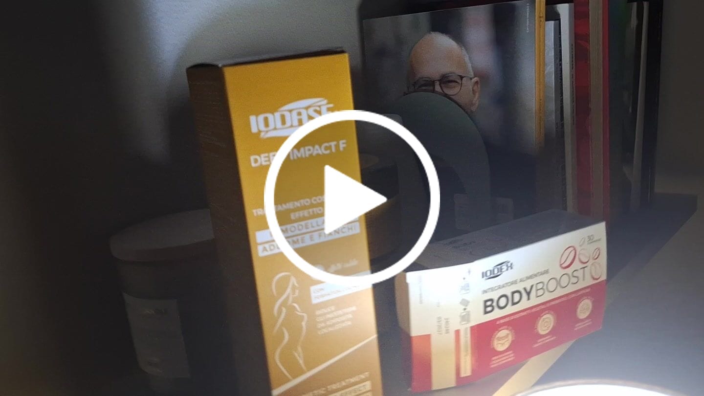 Customer video review of Crema rimodellante addome e fianchi