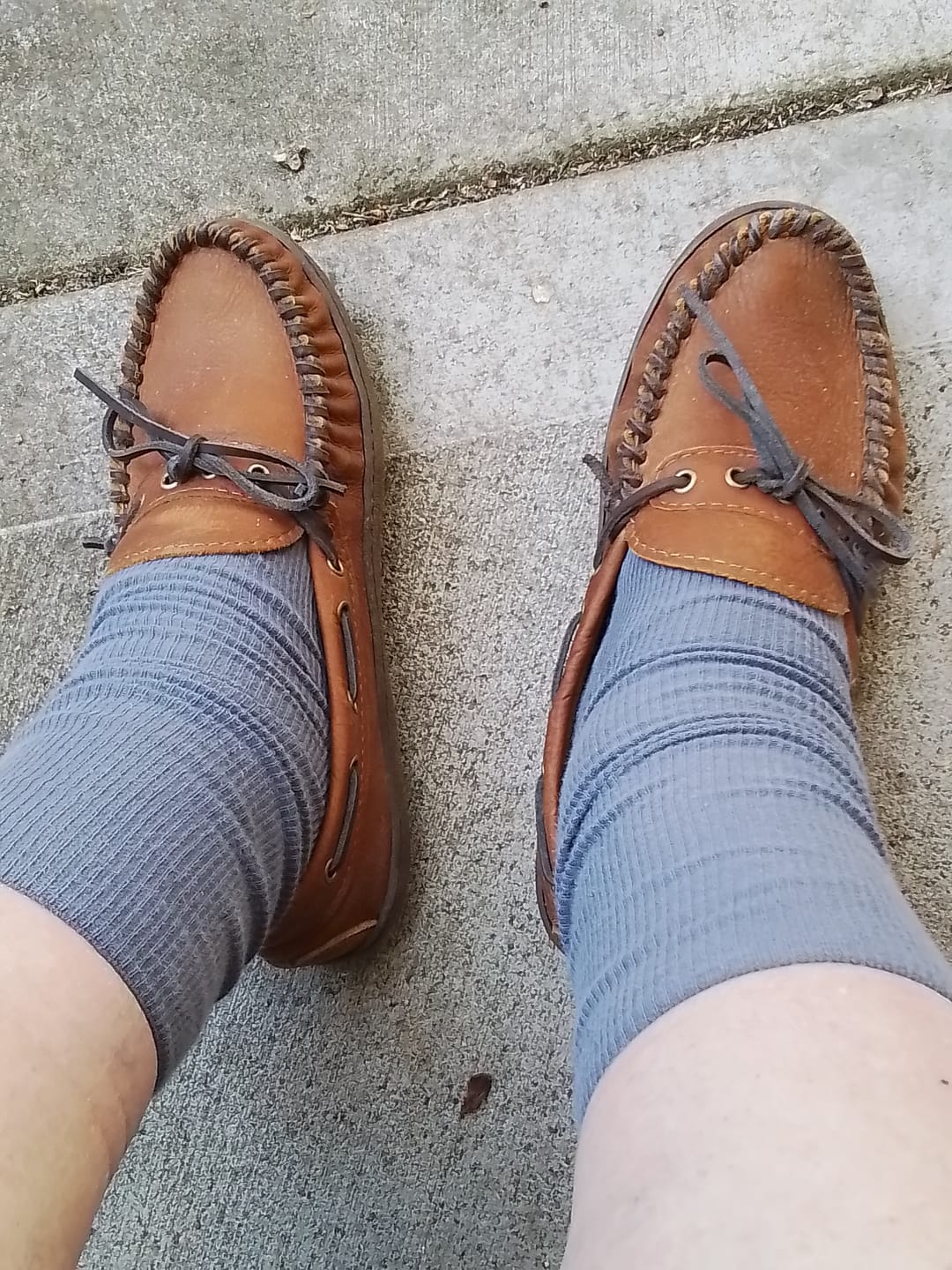 Customer photo review of Men's Wide Leather Moccasin Shoes