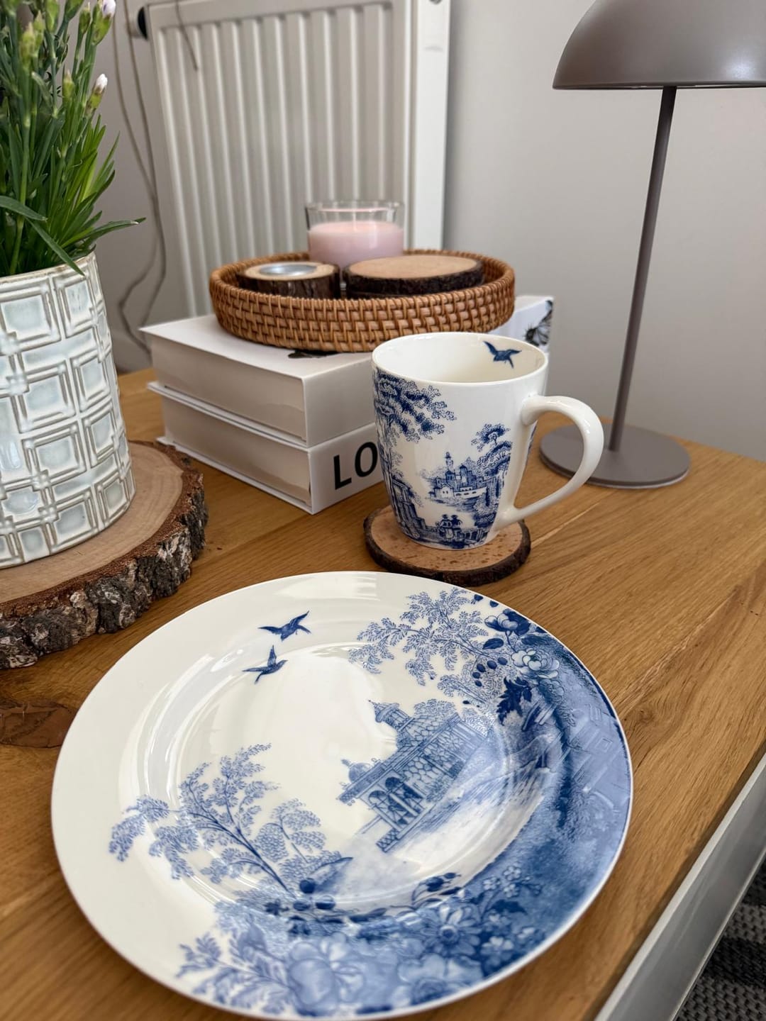 Customer photo review of Aynsley Archive Blue Teaplates Set of 6