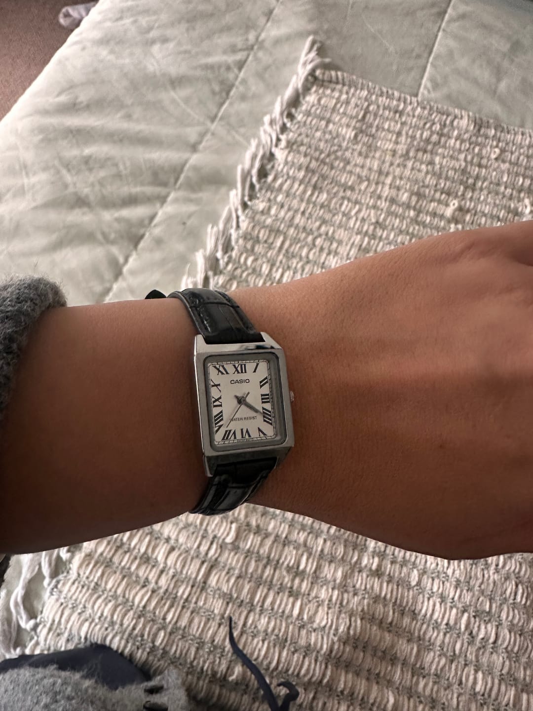 Customer photo review of Reloj Casio Tank Análogo LTP-V007L-7B1UDF Cuero Dial Plateado