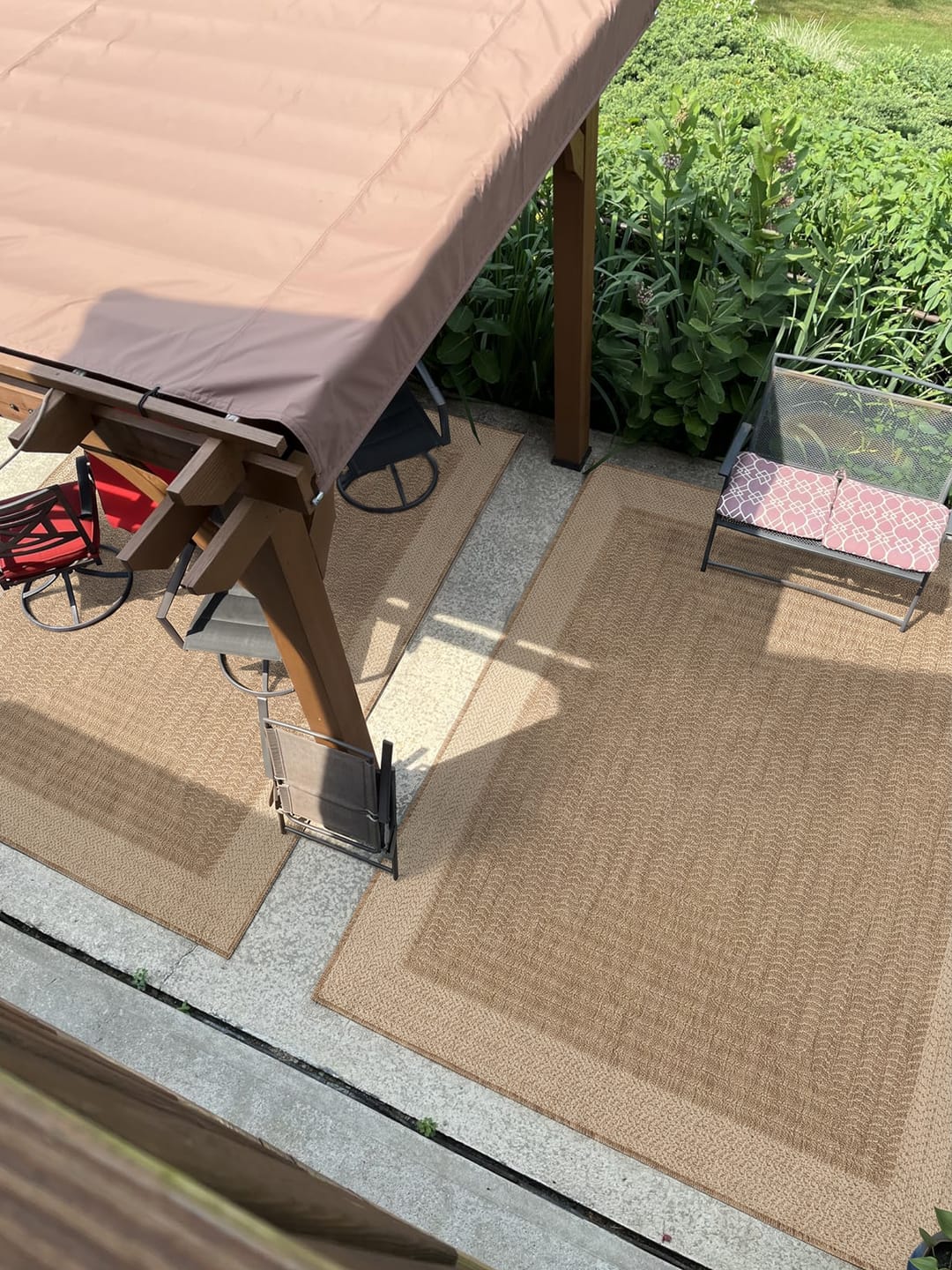 Customer photo review of Arrow Indoor/Outdoor Rug - Brown