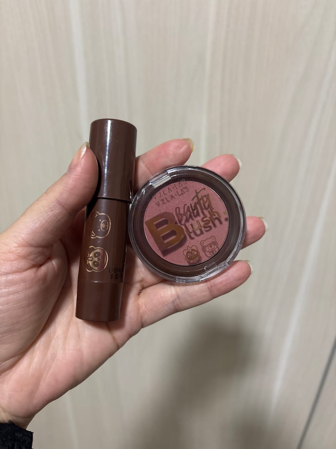 Customer photo review of Kit Blushes Red Mocha Vizzela + La's