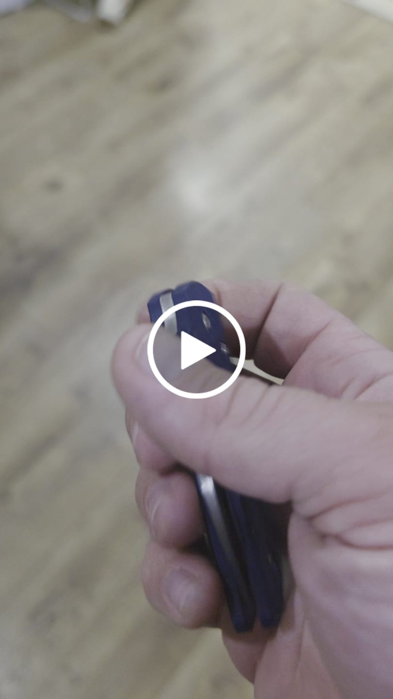 Customer video review of Lil’ Native Compression Lock Knife – Cobalt Blue G‑10 Handle, CPM SPY27 Blade – Made in USA (SC230GPCBL)