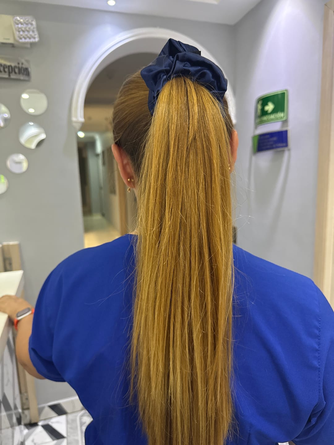 Customer photo review of Scrunchies Medianas - Satin