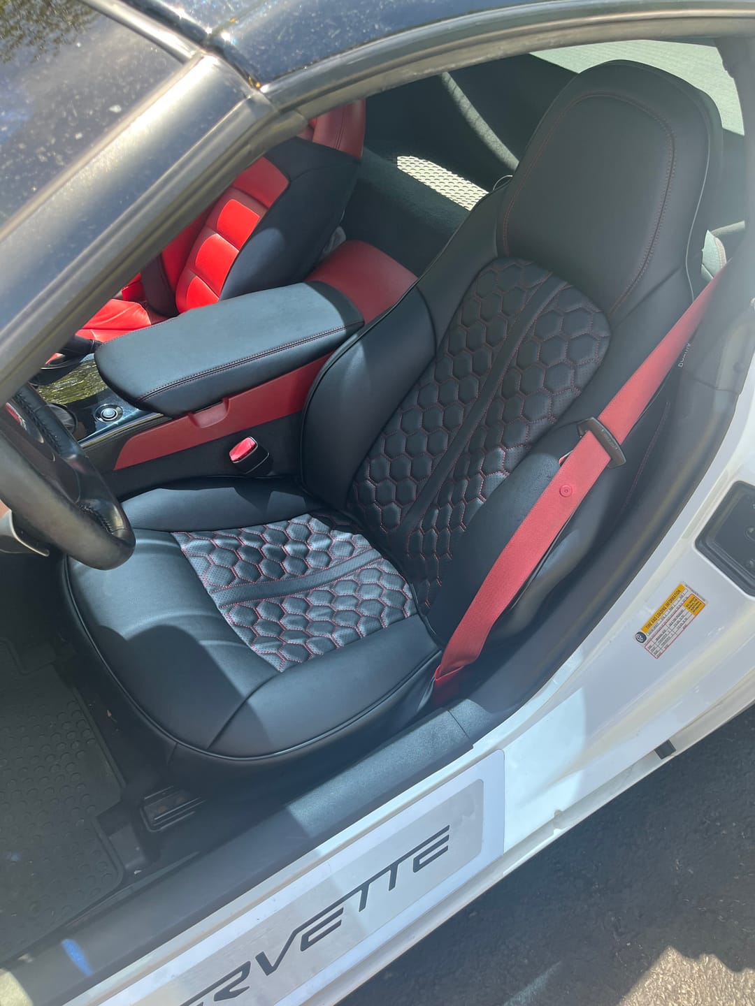 Customer photo review of Corvette C6 Custom Leather Seat Covers