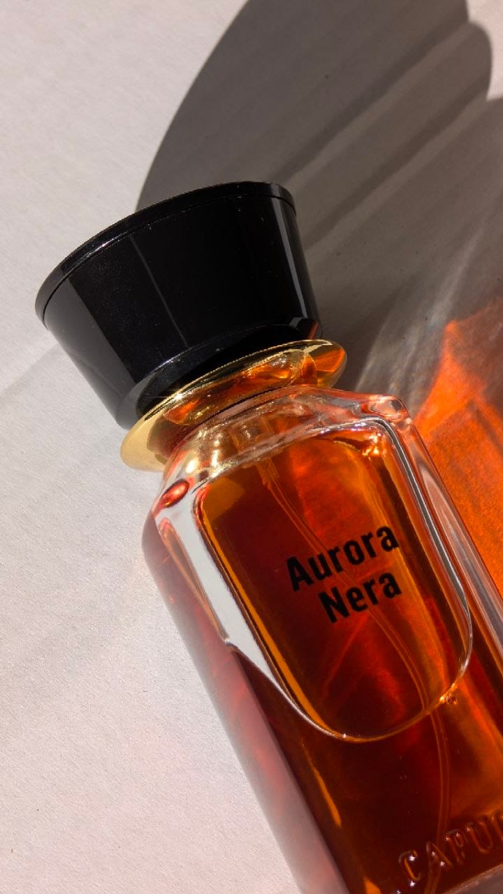 Customer photo review of Capucci Gold Aurora Nera | Parfum Intense 100ml