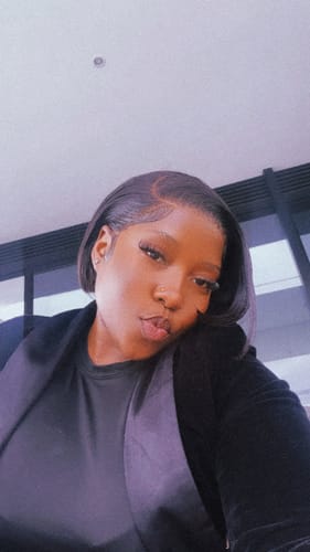Customer photo review of Vietnamese SDD Bone Straight Frontal Budget Combo: 8" + 8" + 10" Full Frontal Closure