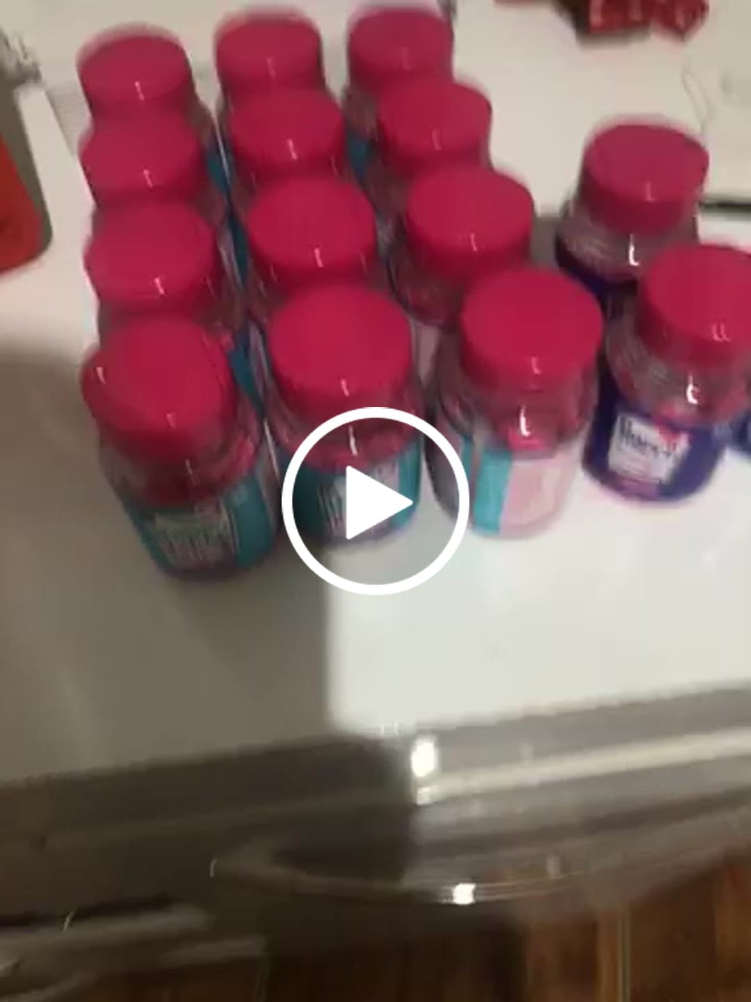 Customer video review of Happy Hair 6 Potes + 6 Potes Grátis + 2 Colágenos + 1 Melatonina (Total 15 Potes)