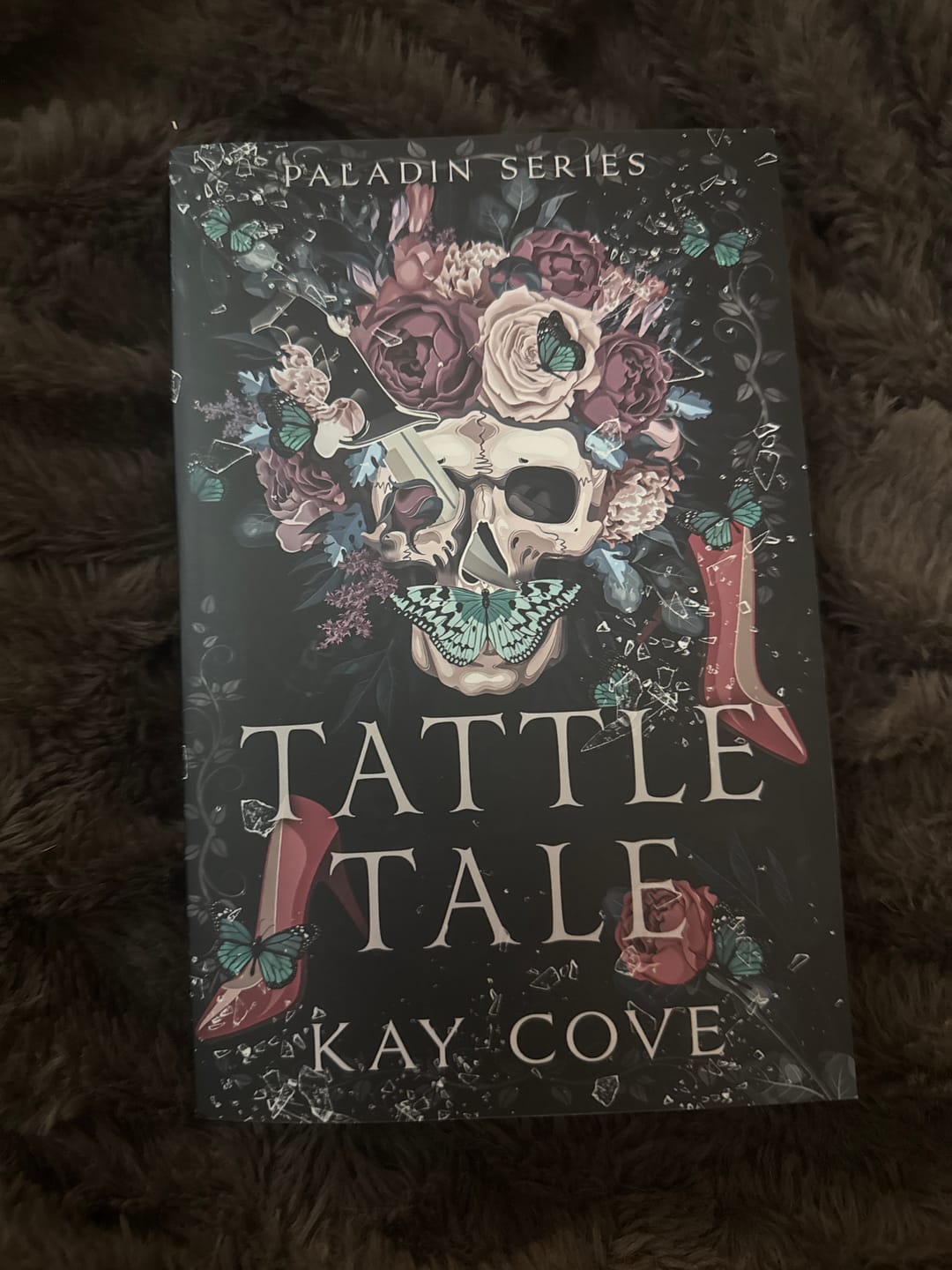 Customer photo review of Tattletale by Kay Cove - SE paperback
