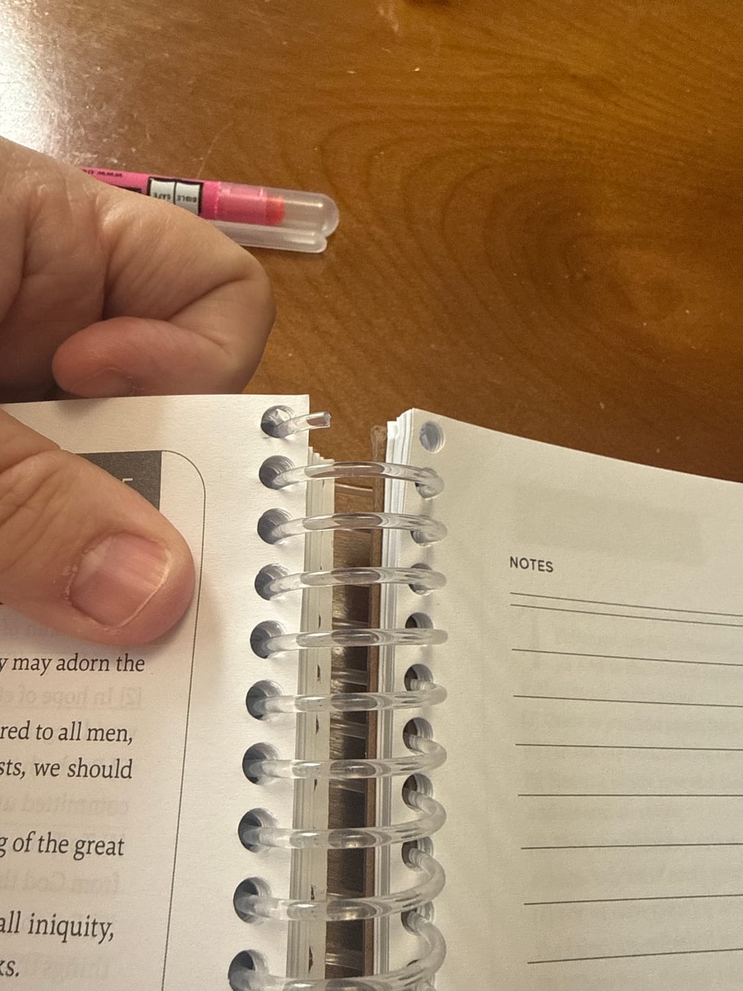 Customer photo review of Spiral Bible™ - KJV - New Testament - Floral