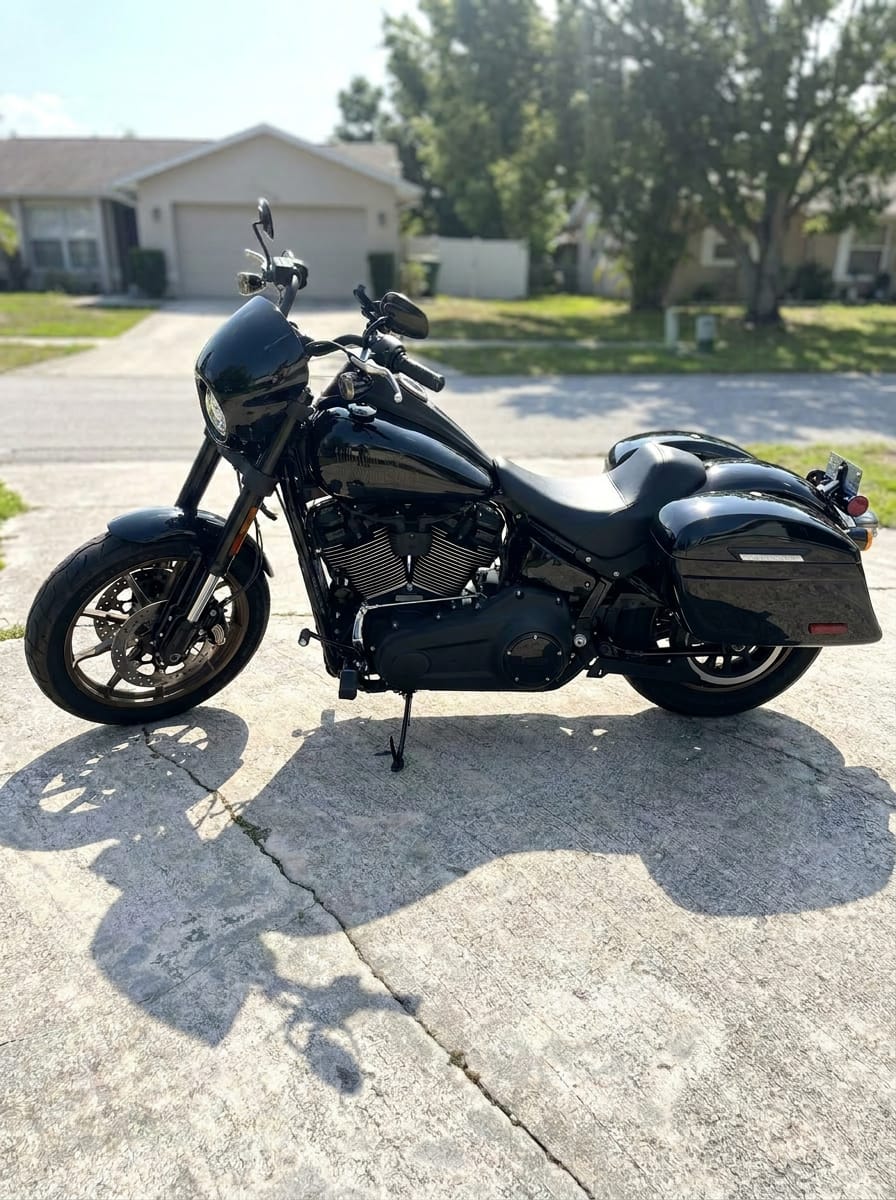 Customer photo review of 44L - Lamellar Stallion Extra Large Painted Motorcycle Hard Saddlebags for Harley Softail Low Rider S FXLRS