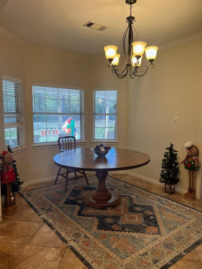 Customer photo review of Bradford Round Pedestal Table Base (WH-Bradford[Height]-Color)