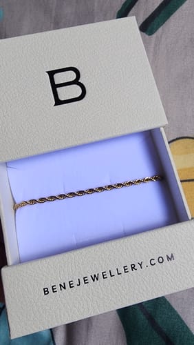 Customer photo review of Cairo Twisted Bracelet