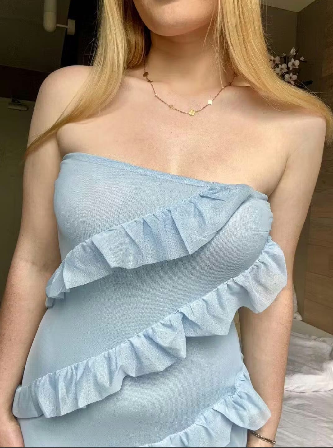 Customer photo review of Seloria Push-Up Yapışkanlı Sütyen