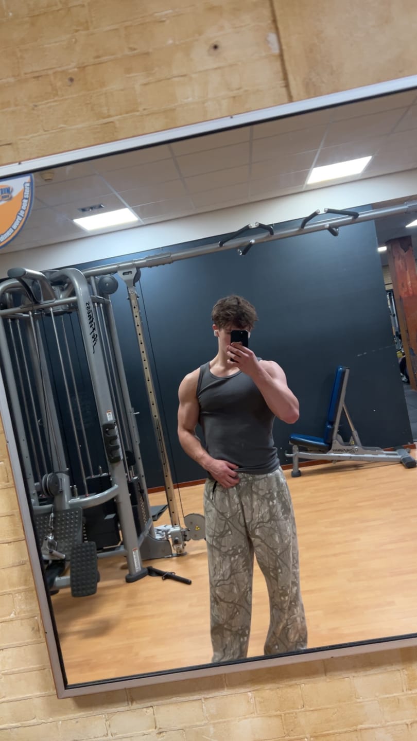 Customer photo review of 2133 - Tree Camo Baggy Sweats