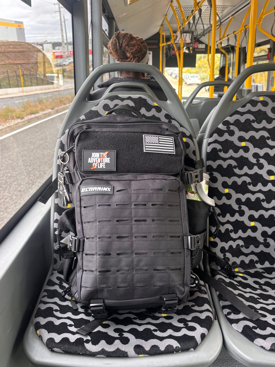 Customer photo review of Mochila Táctica V2 45L All In Negro