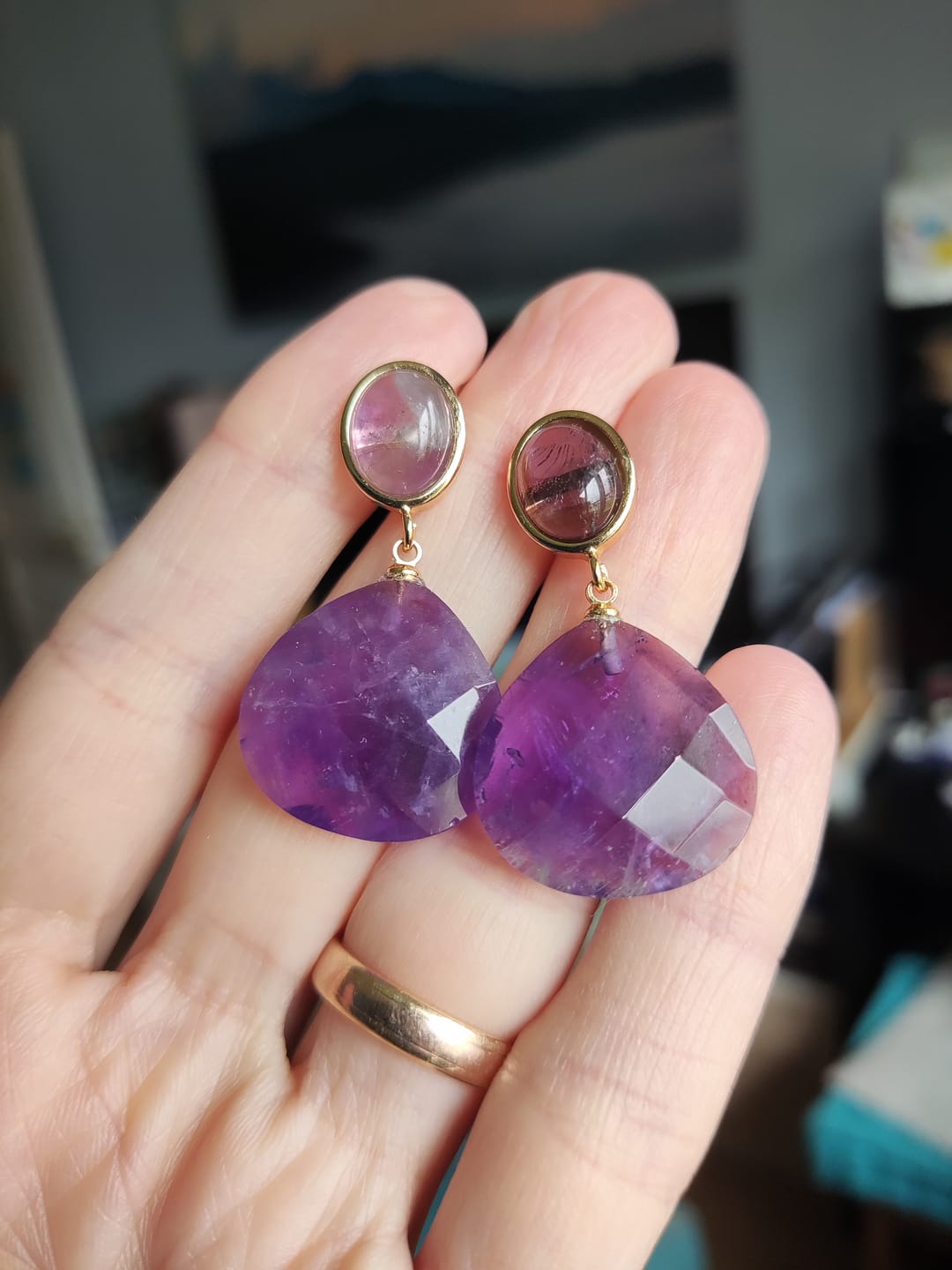 Customer photo review of Boucle d'Oreille en Améthyste "Goutte"