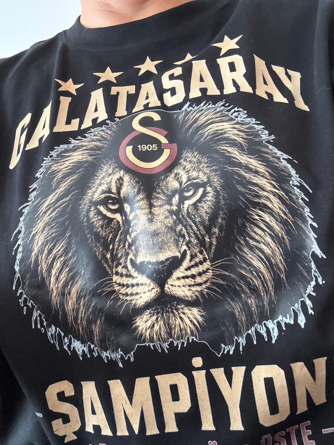 Customer photo review of Oversized T-Shirt - Galatasaray