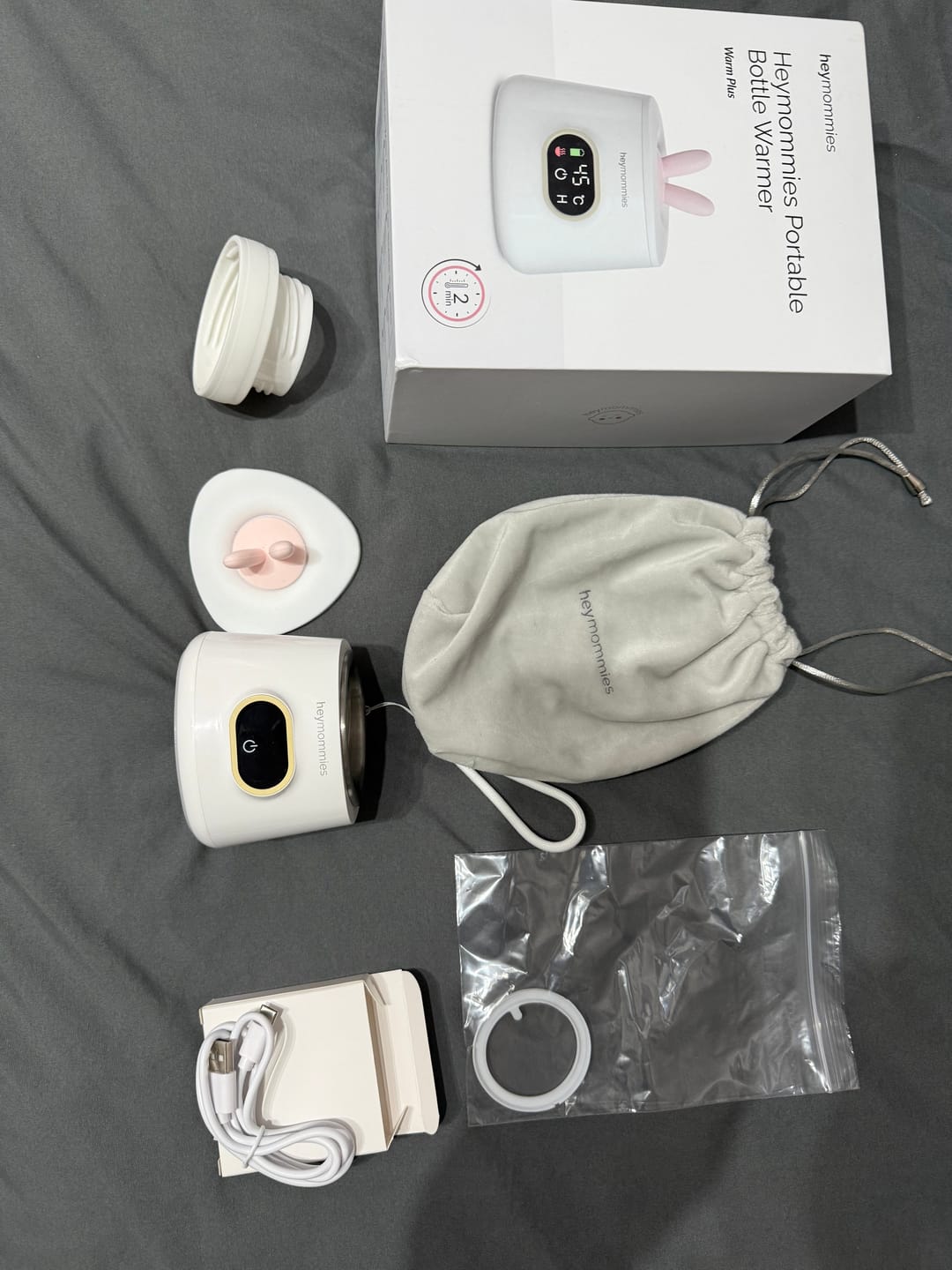 Customer photo review of Draagbare Flessenwarmer - Heymommies Warm Plus