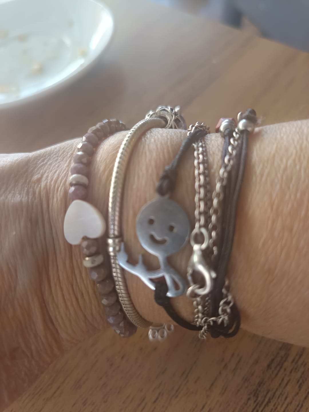 Customer photo review of QUE TE DEN · Pulsera · V2