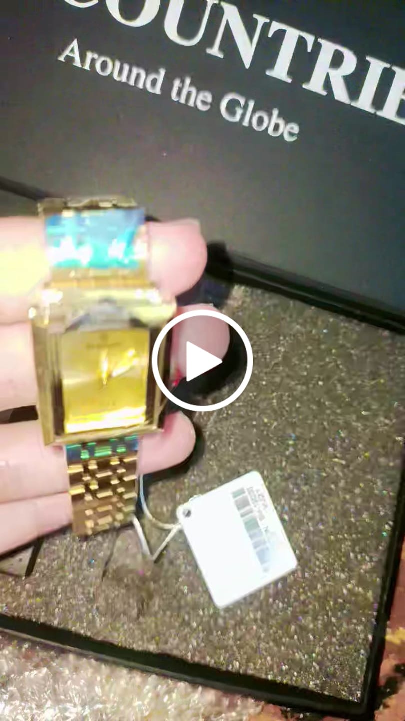 Customer video review of lilly