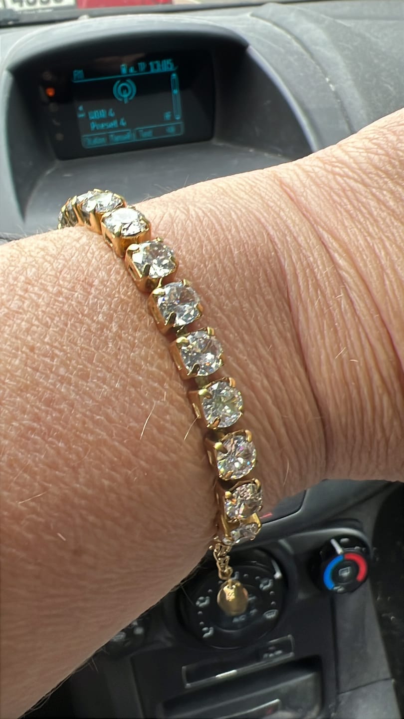 Customer photo review of Hi-Life Tennis Armband 14K Vergoldet