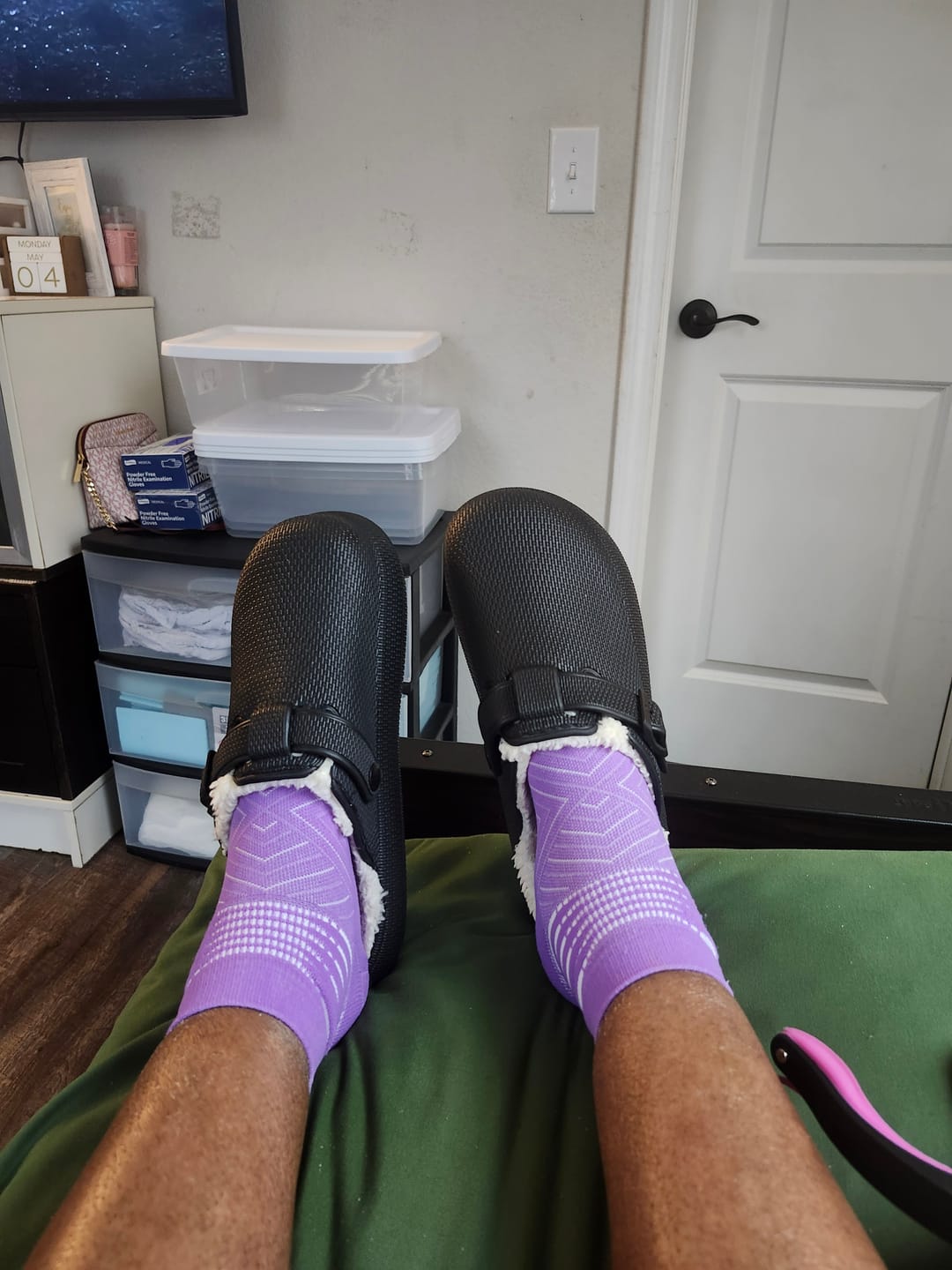 Customer photo review of Сloud Slides - Snuggle Fur-Lined Clogs