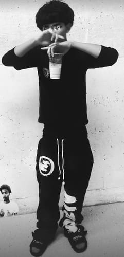 Customer photo review of VISIONZ SWEATS