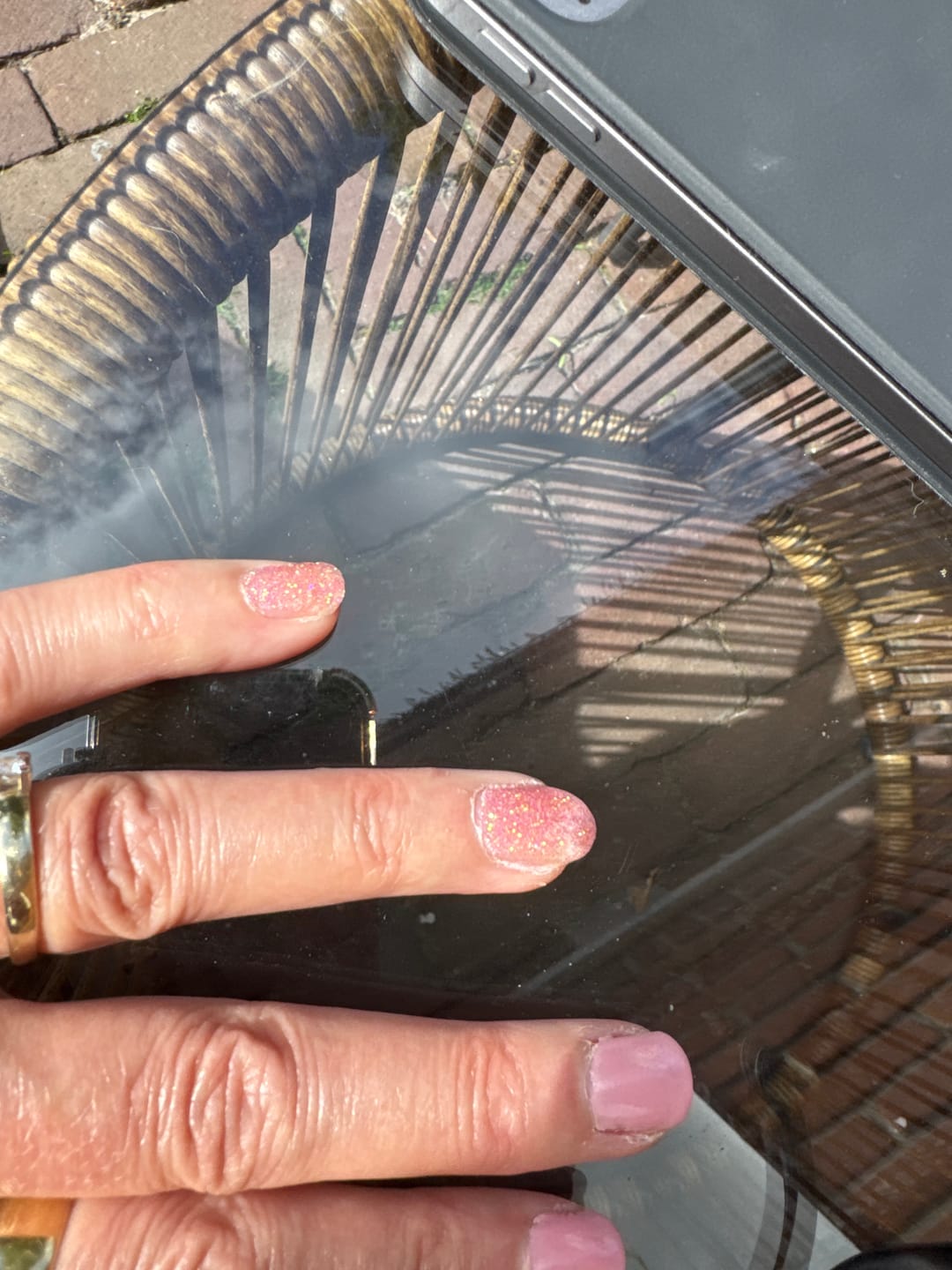 Customer photo review of Rose Sparkle Dipping Powder