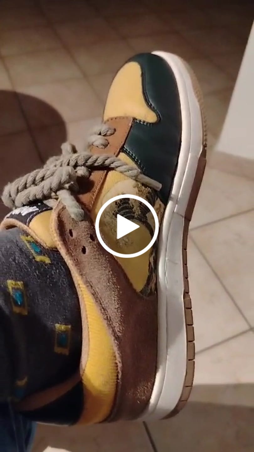 Customer video review of The great wave off Kanagawa inspired sneakers