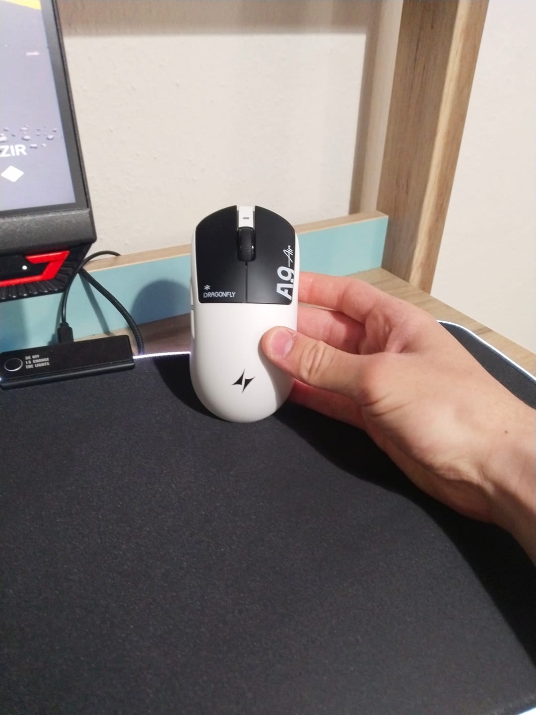 Customer photo review of ATK Dragonfly A9 Air Series Wireless Mouse