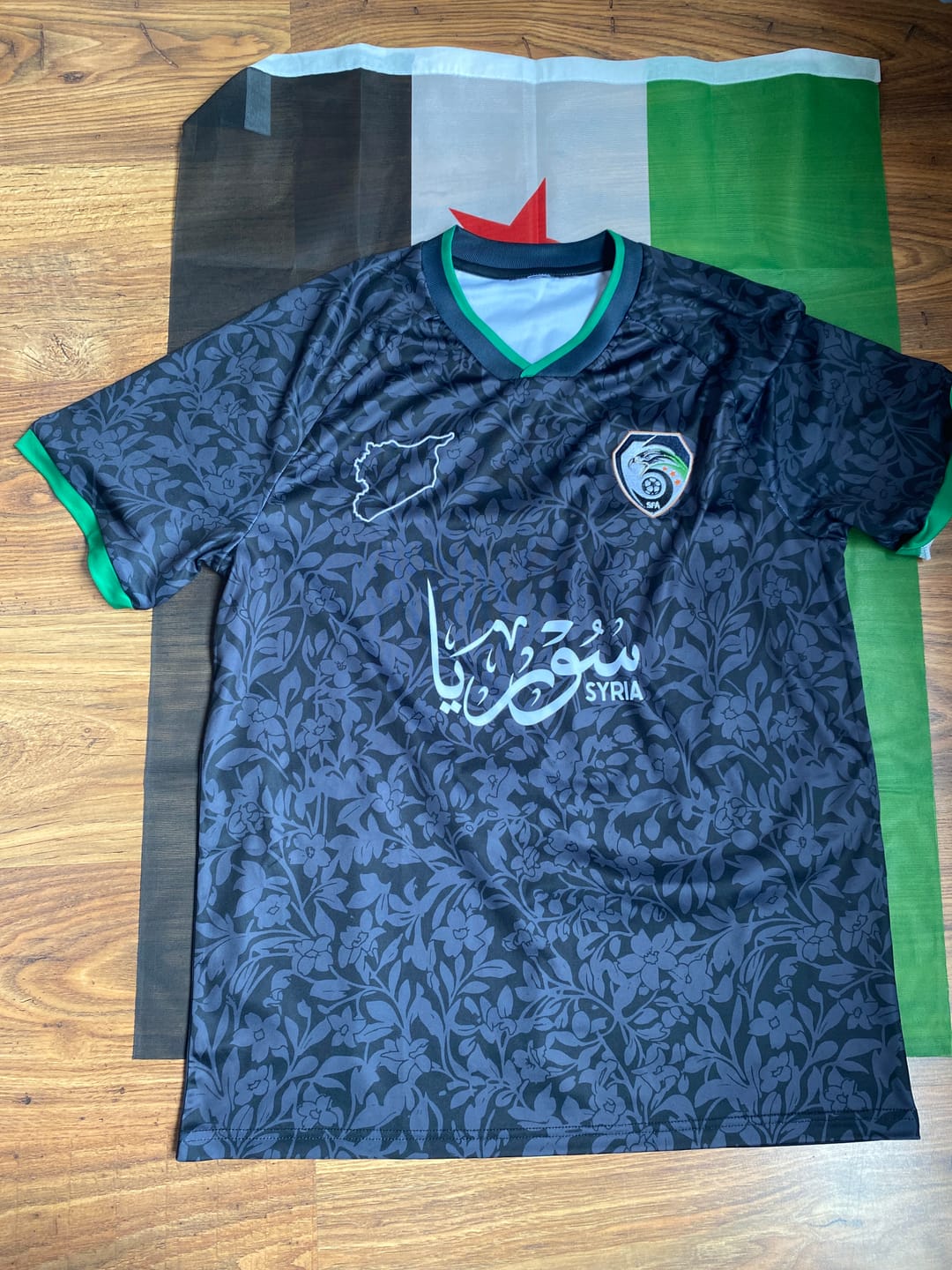 Customer photo review of Syria Jersey - Jasmine Black